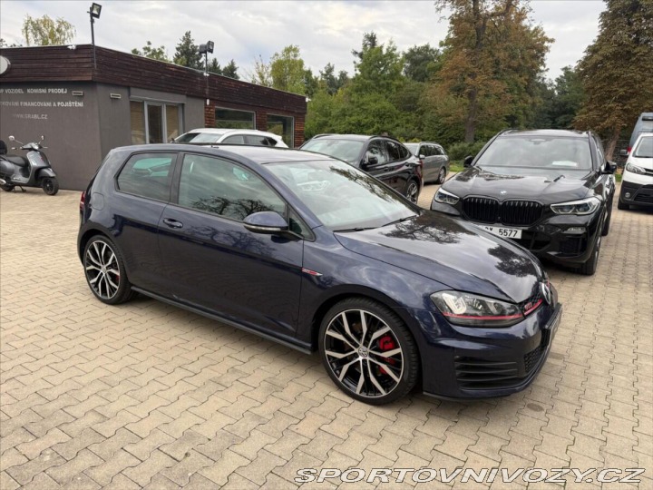 Volkswagen Golf 2.0 GTI DSG 2015
