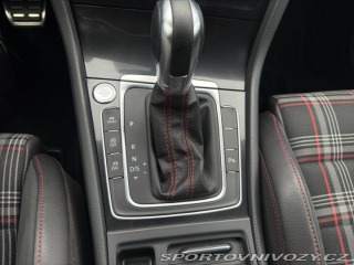 Volkswagen Golf 2.0 GTI DSG 2015