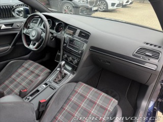 Volkswagen Golf 2.0 GTI DSG 2015