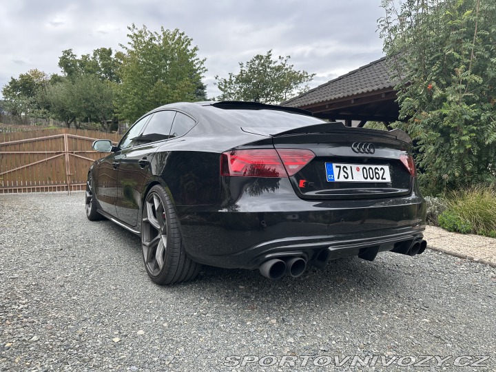 Audi S5 Sportback 2011
