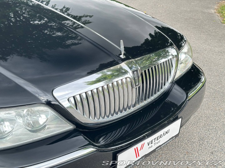 Ostatní značky Ostatní modely Lincoln Cartier L Town Car 2002