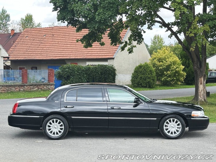 Ostatní značky Ostatní modely Lincoln Cartier L Town Car 2002