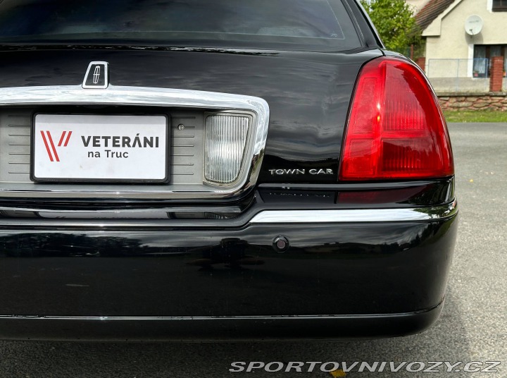 Ostatní značky Ostatní modely Lincoln Cartier L Town Car 2002