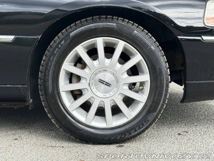 Ostatní značky Ostatní modely Lincoln Cartier L Town Car 2002