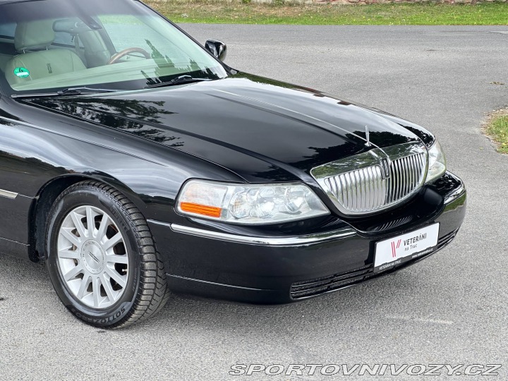 Ostatní značky Ostatní modely Lincoln Cartier L Town Car 2002