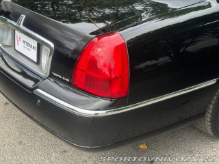 Ostatní značky Ostatní modely Lincoln Cartier L Town Car 2002
