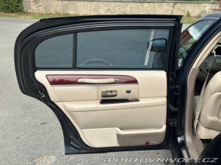 Ostatní značky Ostatní modely Lincoln Cartier L Town Car 2002