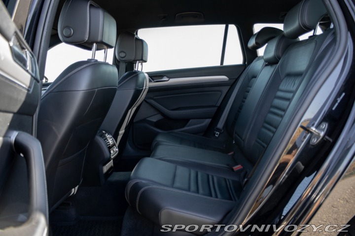 Volkswagen Ostatní modely Passat Variant Variant 2.0 TSI Highline 2015