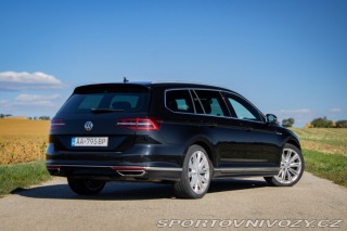 Volkswagen Ostatní modely Passat Variant Variant 2.0 TSI Highline 2015