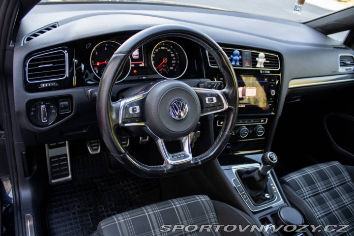 Volkswagen Golf 2.0 TDI GTD / 135kW / M6 2017