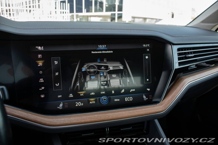 Volkswagen Ostatní modely Touareg 3.0 TDI R-Line 4Motion / 2020