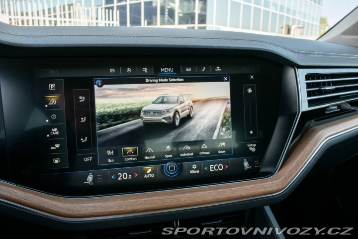 Volkswagen Ostatní modely Touareg 3.0 TDI R-Line 4Motion / 2020