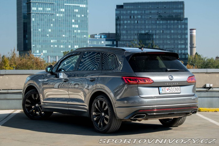 Volkswagen Ostatní modely Touareg 3.0 TDI R-Line 4Motion / 2020