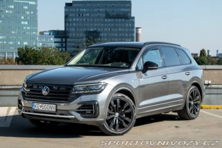 Volkswagen Ostatní modely Touareg 3.0 TDI R-Line 4Motion / 2020
