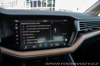 Volkswagen Ostatní modely Touareg 3.0 TDI R-Line 4Motion / 2020