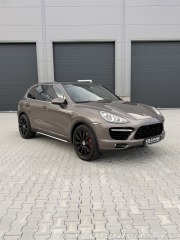 Porsche Cayenne 4.8 Turbo