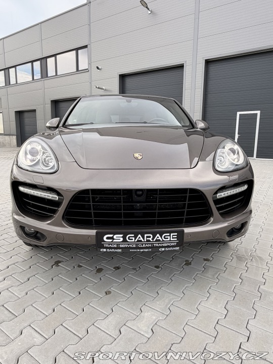 Porsche Cayenne 4.8 Turbo 2012