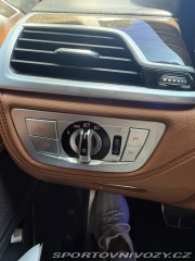 BMW 7  2019