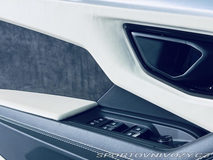 Lamborghini Urus S 23 MASAŽ HUD CARBON ZÁR 2024
