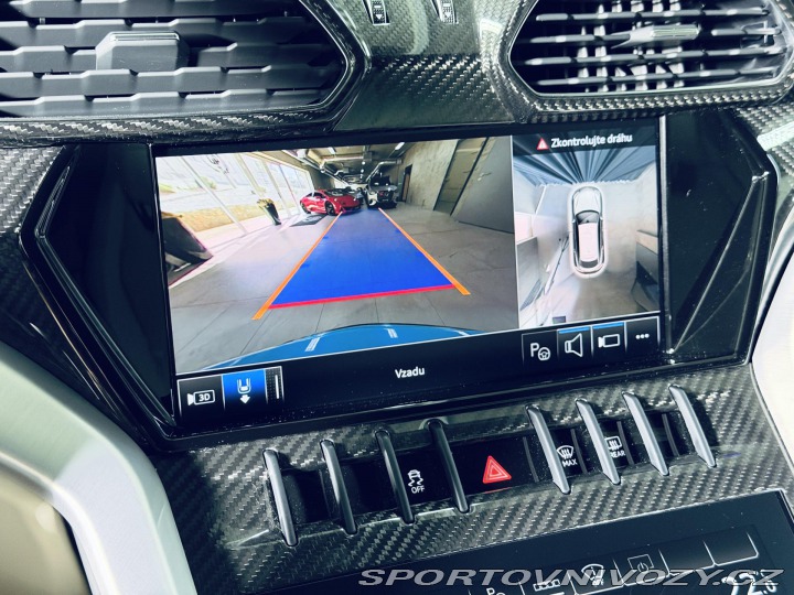 Lamborghini Urus S 23 MASAŽ HUD CARBON ZÁR 2024