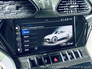 Lamborghini Urus S 23 MASAŽ HUD CARBON ZÁR 2024
