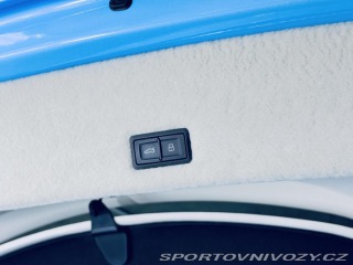 Lamborghini Urus S 23 MASAŽ HUD CARBON ZÁR 2024