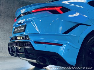 Lamborghini Urus S 23 MASAŽ HUD CARBON ZÁR 2024