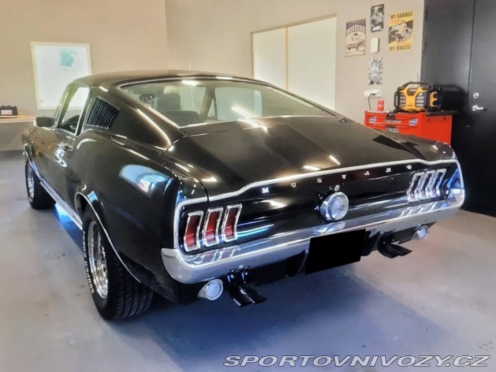 Ford Mustang Fastback 390 GT 1967