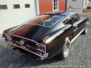 Ford Mustang Fastback 390 GT 1967
