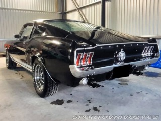 Ford Mustang Fastback 390 GT 1967