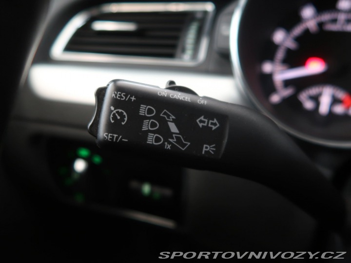 Škoda Superb Elegance 3.6 FSI V6 2013