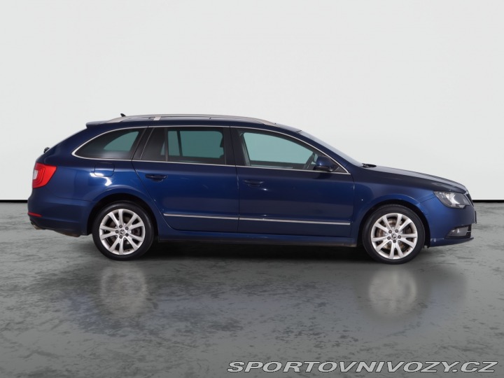 Škoda Superb Elegance 3.6 FSI V6 2013