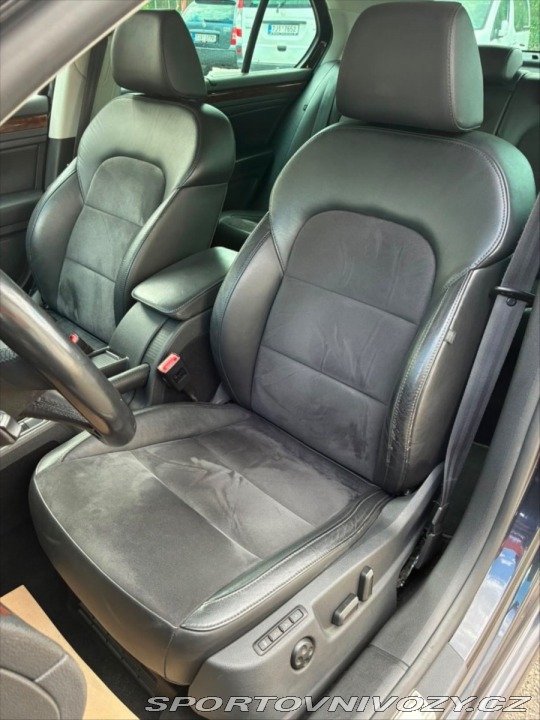 Škoda Superb 2,0   TDI 125 kW 4x4 DSG 2013