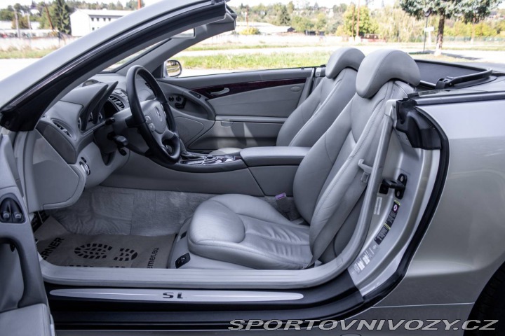 Mercedes-Benz SL 350 V6 180kW / 245k 2004 2004