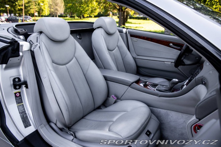 Mercedes-Benz SL 350 V6 180kW / 245k 2004 2004