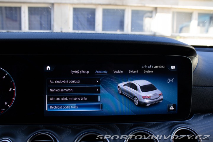 Mercedes-Benz E 220 d 4MATIC A/T AMG Lin 2020
