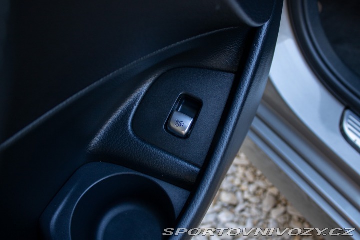 Mercedes-Benz E 220 d 4MATIC A/T AMG Lin 2020