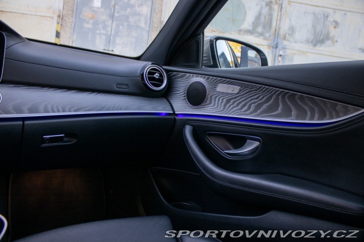 Mercedes-Benz E 220 d 4MATIC A/T AMG Lin 2020