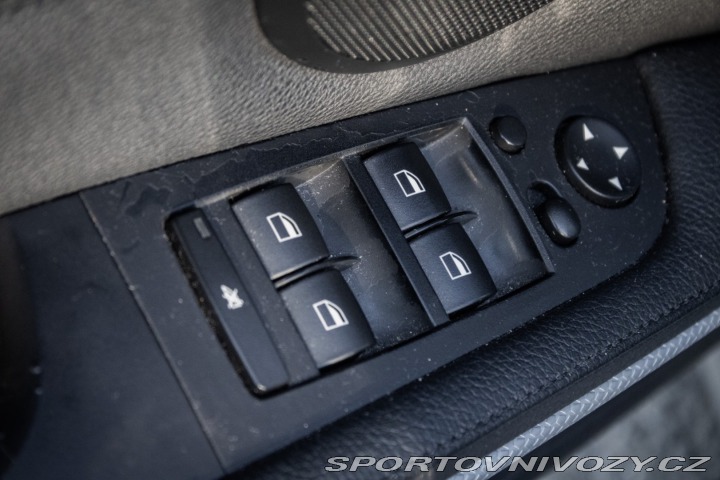 BMW 3 Touring  330d  xDrive A/T 2009