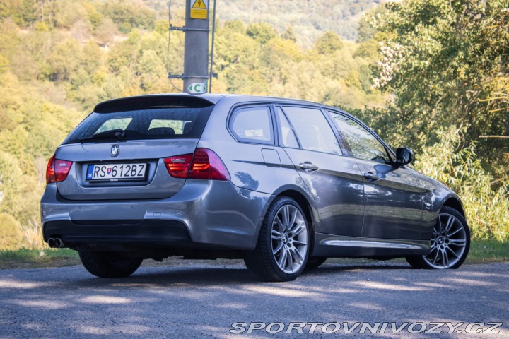 BMW 3 Touring  330d  xDrive A/T 2009