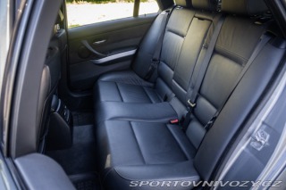 BMW 3 Touring 330d xDrive A/T 2009