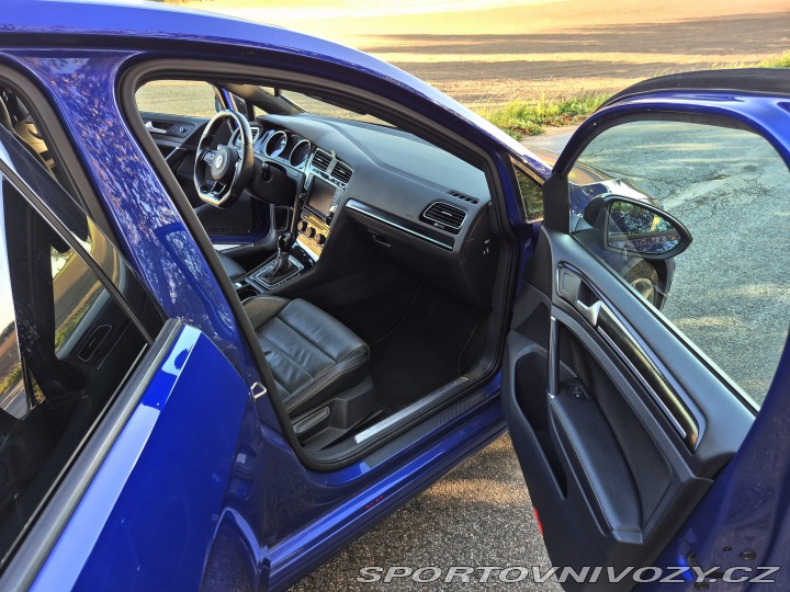 Volkswagen Golf R 2014
