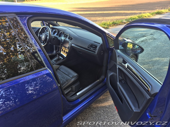 Volkswagen Golf R 2014
