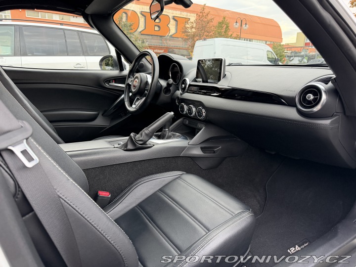 Fiat 124 Spider 2019