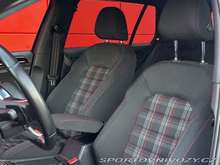 Volkswagen Golf GTI 2.0 TSI 162kW DSG 2015