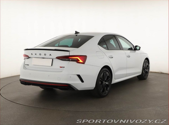 Škoda Octavia RS RS 2.0 TSI, RS, Navigace 2025