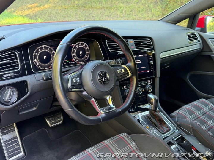 Volkswagen Golf GTI Performance DSG 2020