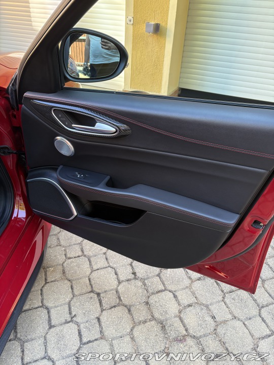 Alfa Romeo Giulia 2017