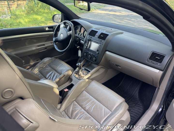 Volkswagen Golf R32 2007