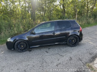Volkswagen Golf R32 2007